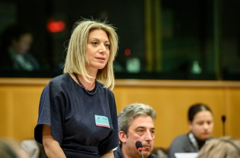 H Μαρία Καρυστιανού στο Αγρίνιο την Μ. Πέμπτη 17 Απριλίου στο Παπαστράτειο Μέγαρο