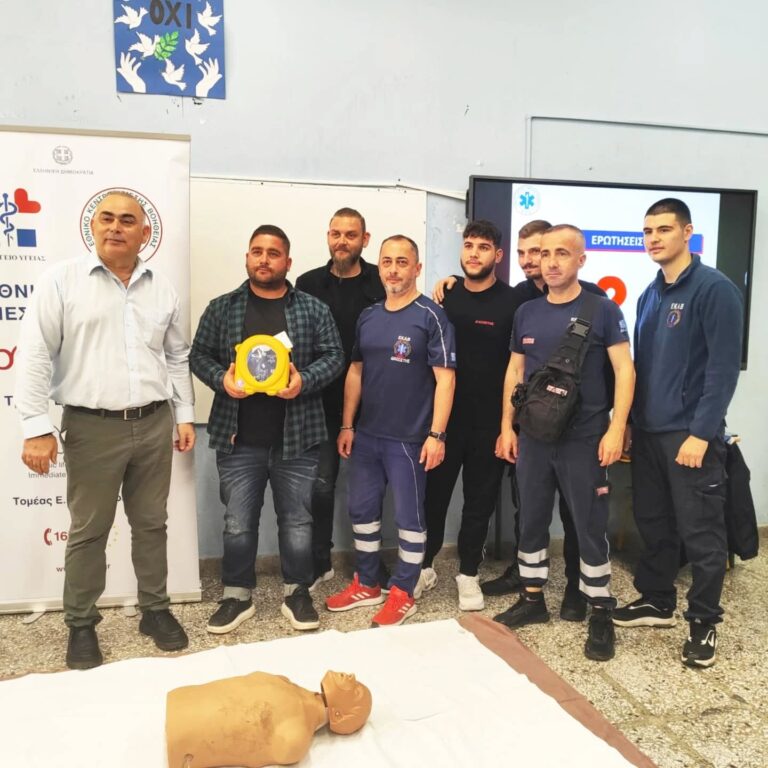 H εκπαιδευτική ομάδα του ΕΚΑΒ Αγρινίου στο Δρυμό