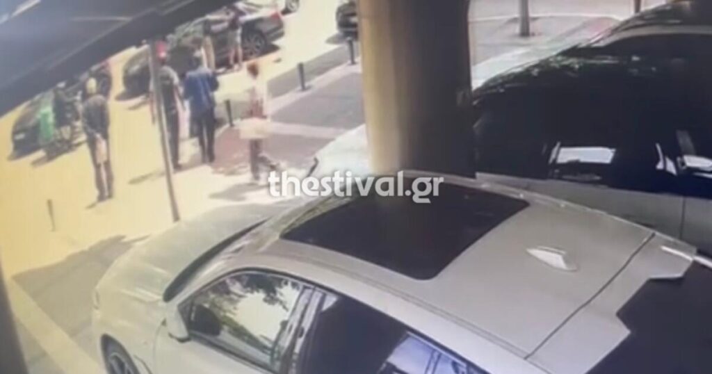 Άγριος ξυλοδαρμός 36χρονου μπροστά στον γιο του