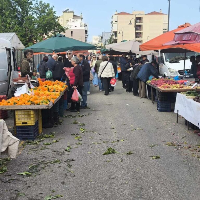 Αγρίνιο: Λαϊκές αγορές των… παθών - Έως 50% κάτω σε σχέση με πέρυσι