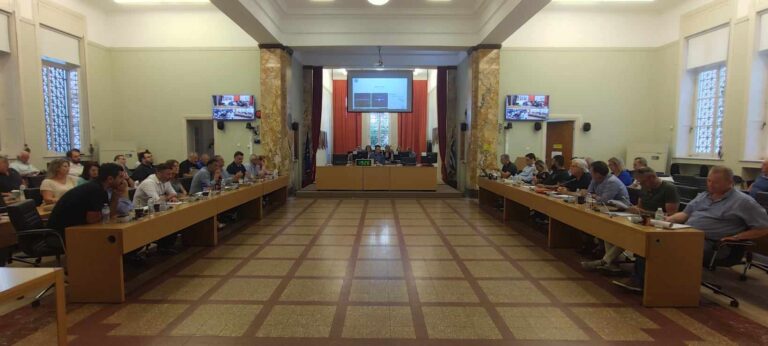 Αγρίνιο: Συνεδριάζει το Δημοτικό Συμβούλιο την Τετάρτη 30 Απριλίου 2025
