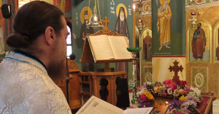 Ακολουθία του Ακαθίστου Ύμνου και Ιερά Αγρυπνία στο Μενίδι Αμφιλοχίας (φωτο & video) - Karvasaras