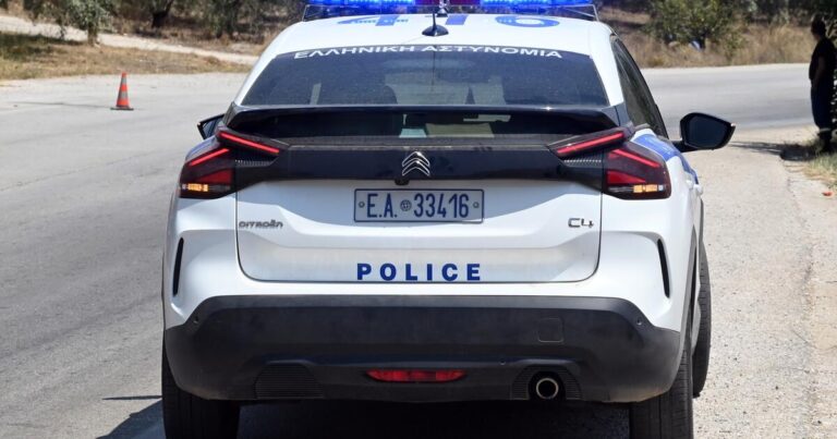Ανήλικοι έκλεβαν χρήματα και... καλάμια ψαρέματος από ΙΧ