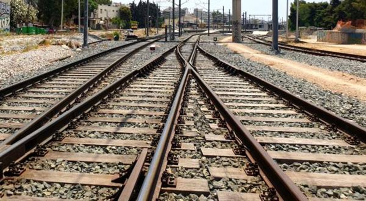 Ανακοίνωση της Ομοσπονδίας Σιδηροδρομικών για τη βομβιστική επίθεση στην Hellenic Train: «Δεν τρομοκρατούμαστε»