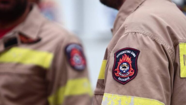 Αναρτήθηκαν οι προσωρινοί πίνακες για τους 2.500 εποχικούς πυροσβέστες