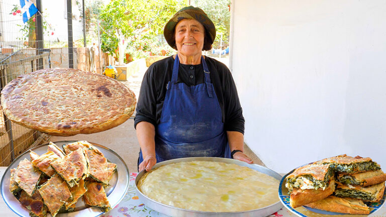 Βλάχικη πίτα στον ξυλόφουρνο | Μια Πίτα με Άρωμα Ελλάδας