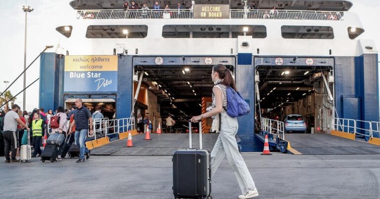 Για ποια νησιά η πληρότητα των πλοίων αγγίζει το 100%