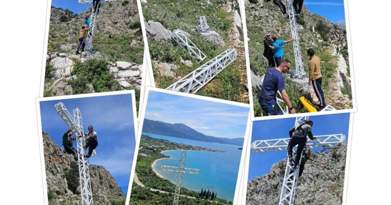 Εθελοντική τοποθέτηση ενός καλαίσθητου μεγάλου σταυρού στο εκκλησάκι της Αγίας Ελεούσας. Πολύ όμορφο το αποτέλεσμα.