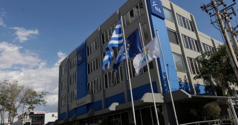 Η Αλεξάνδρα Σδούκου νέα εκπρόσωπος Τύπου στη θέση του Νίκου Ρωμανού