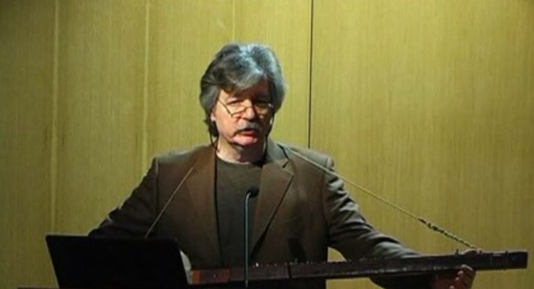 Ημερίδα για τον Όμηρο- Πρωτότυπη δράση σχολείων στο Αγρίνιο με τον καθηγητή Στέλιο Ψαρουδάκη