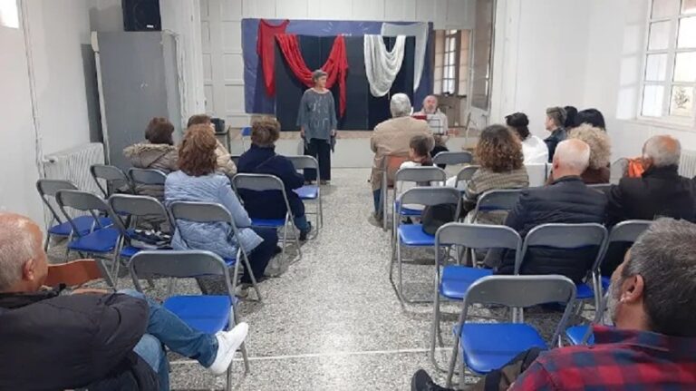Ιστορίες Ζωής»: Εντυπωσιακή αφηγηματική παράσταση στο Μενίδι Αιτωλοακαρνανίας (φωτο-video)