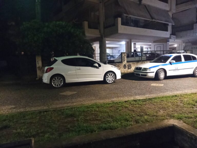 Νεκρός 61χρονος μετά από πτώση από μπαλκόνι πολυκατοικίας (φωτο)