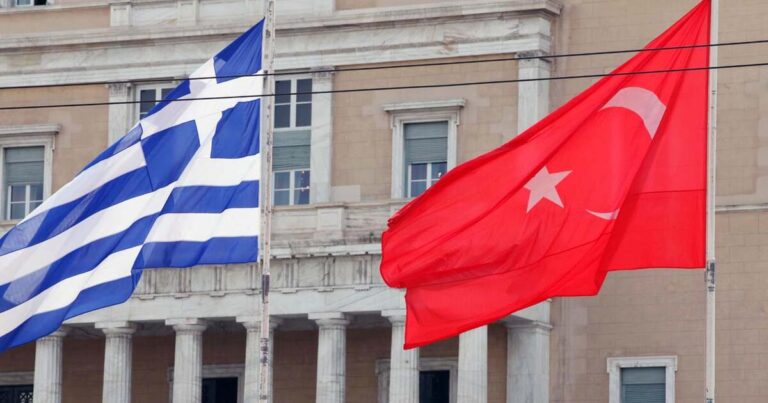 Ο δύσκολος Απρίλης των ελληνοτουρκικών, η επιστροφή Μητσοτάκη στο TikTok και το φλερτ Στέφανου-Ζωής