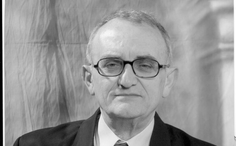 Παρουσιάζεται στο Αγρίνιο το βιβλίο του Σωκράτη Ζαραβίνα