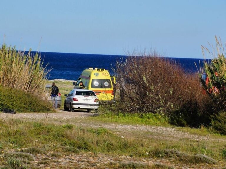 Σορός άνδρα βρέθηκε σε παραλία της Κυλλήνης