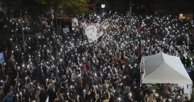 Τερματίζουν τον αποκλεισμό της δημόσιας τηλεόρασης οι φοιτητές