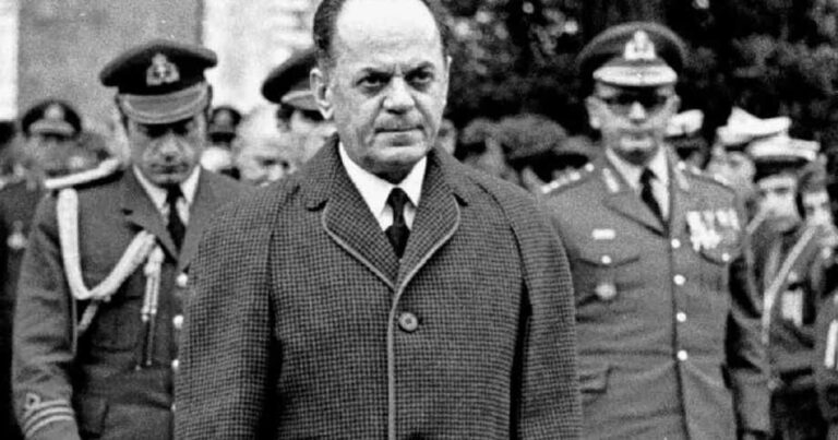 Το «οικονομικό θαύμα» της χούντας, τα capital controls, οι απαγορεύσεις και τα ψέματα