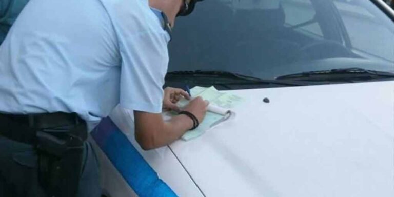 Αγρίνιο: Συνελήφθησαν δύο άνδρες που οδηγούσαν χωρίς διπλώματα
