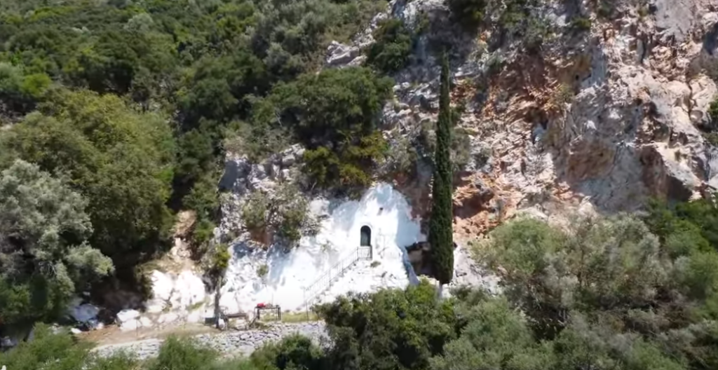 Άγιος Νικόλαος ο εν Βουνένοις στον Αμαδερό στη Βόνιτσα που γιορτάζει στις 9 Μαίου