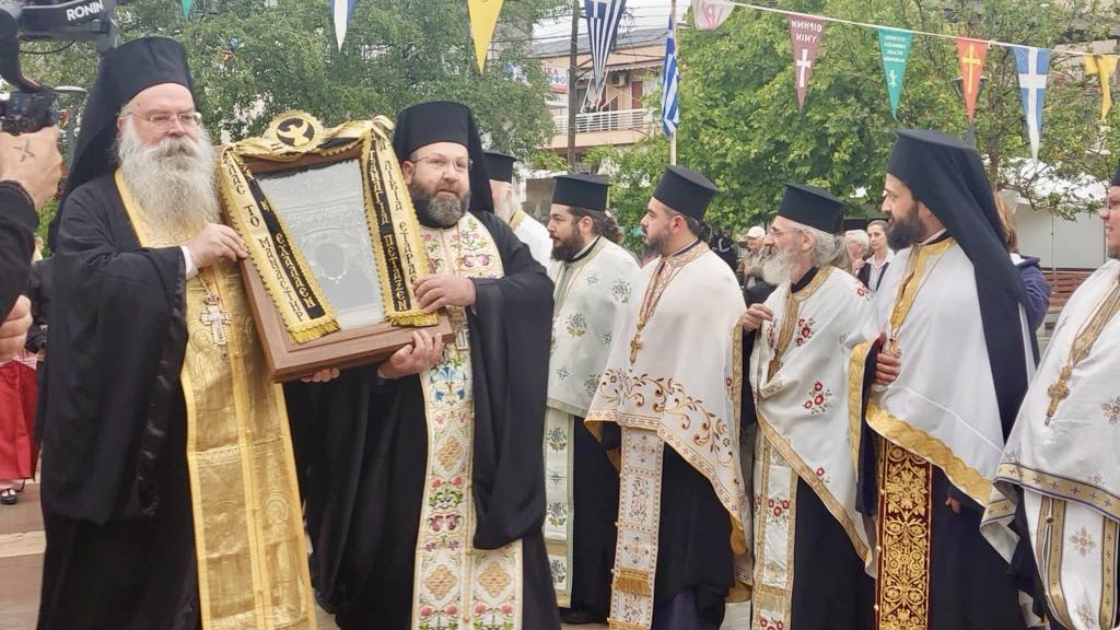 Αγρίνιο: Με κατάνυξη η υποδοχή της εικόνας της Παναγίας Σουμελά στον Άγιο Κωνσταντίνο