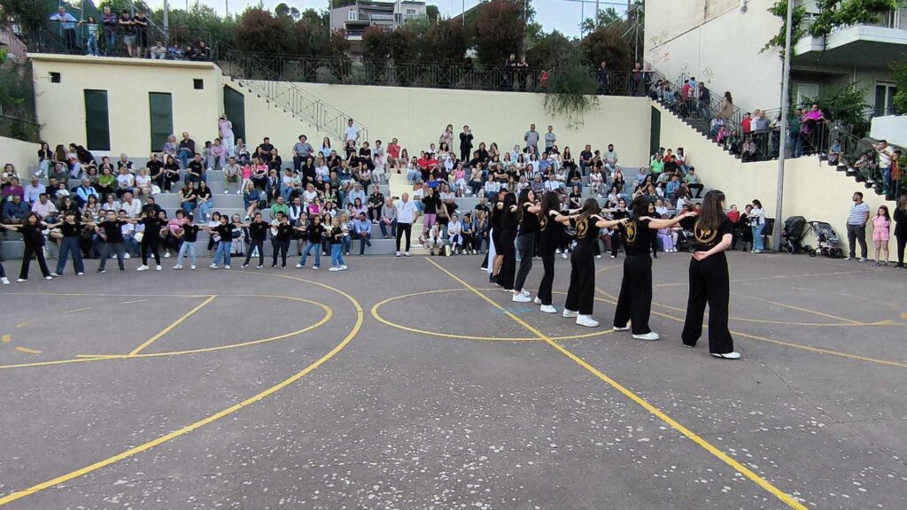 Οι χοροί στα Δυο Ρέματα για τον εορτασμό του Πολιούχου Αγίου Χριστοφόρου στο Αγρίνιο