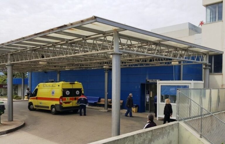 Αγρίνιο: Στην Εντατική 56χρονη μετά από ηλεκτροπληξία - Δίνει μάχη για τη ζωή της