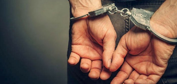 Αγρίνιο: Χειροπέδες σε αλλοδαπό που βρισκόταν παράνομα στη χώρα