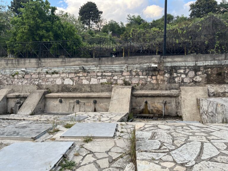 Η πραγματική εικόνα των πηγών της Κορπής Μοναστηρακίου σήμερα