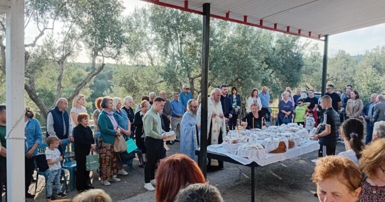 Καινούργιο :Πανηγυρικός Εσπερινός στο ξωκκλήσι του Αγίου Νικολάου στα Τζιφέικα (φωτο-βίντεο)
