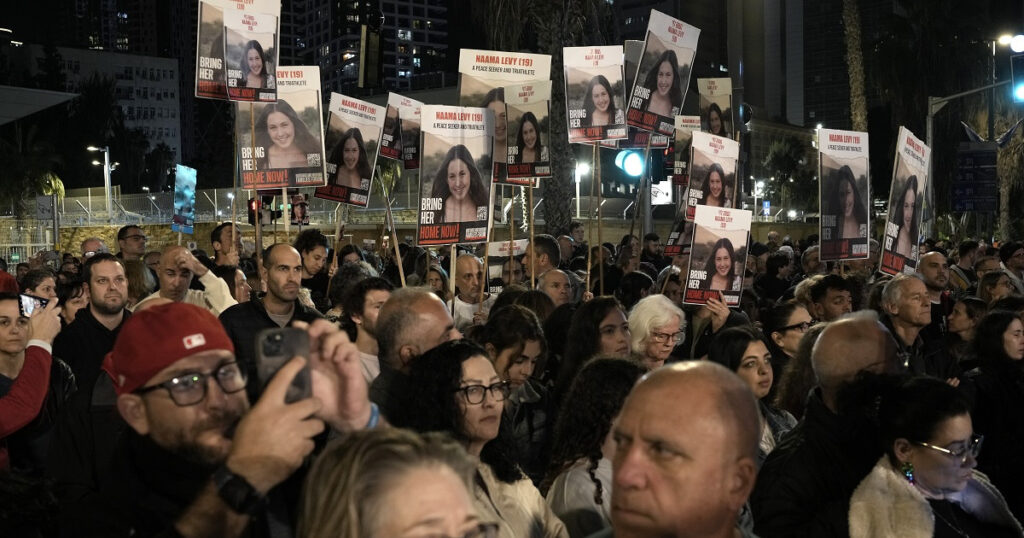 Μαζική διαδήλωση υπέρ της ειρήνης στην Ιερουσαλήμ