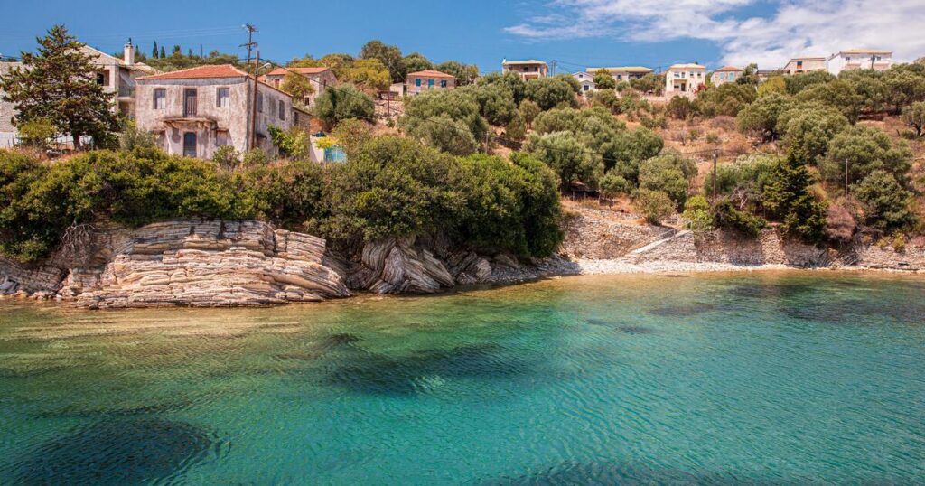Οι έξι «κρυμμένοι θησαυροί» της Ελλάδας που αποθεώνει η βρετανική Express