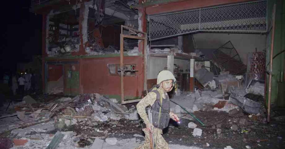Οκτώ νεκροί στο Πακιστάν και τρεις στην Ινδία