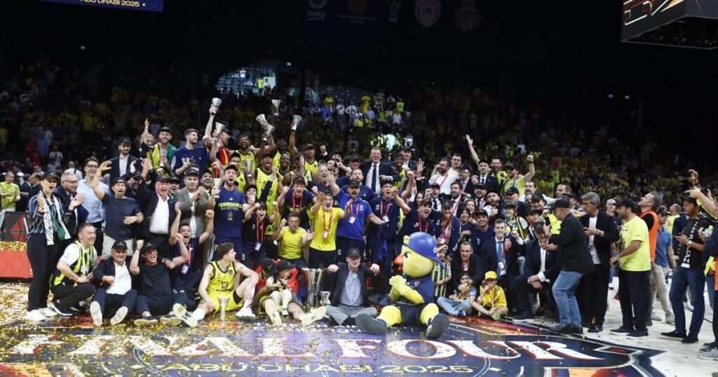 Στιγμιότυπα από τον τελικό του Final Four στο Άμπου Ντάμπι