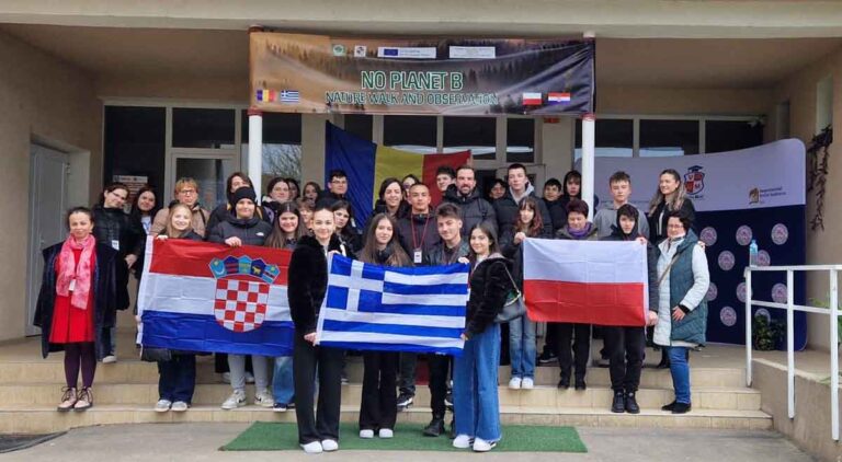 Το Γενικό Λύκειο Εμπεσού… ταξιδεύει για το μέλλον του πλανήτη! (φωτο) - Karvasaras