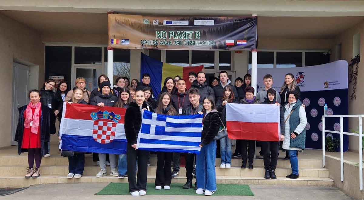 Το Γενικό Λύκειο Εμπεσού… ταξιδεύει για το μέλλον του πλανήτη! (φωτο) – Karvasaras