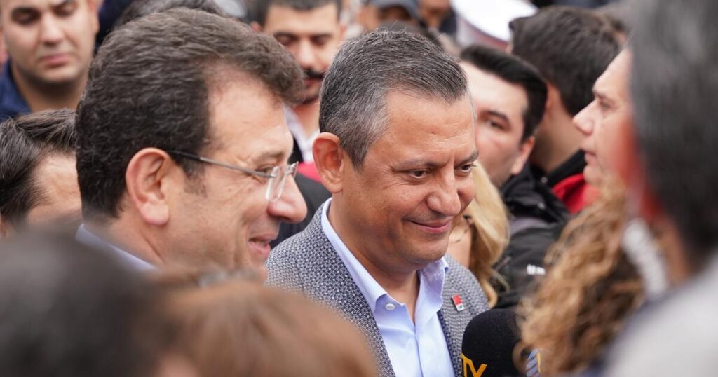 Το προφίλ του 66χρονου που επιτέθηκε στον αρχηγό της αξιωματικής αντιπολίτευσης
