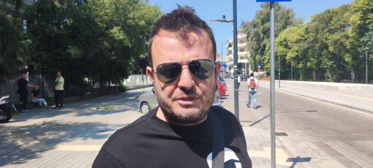 Τα όνειρα δεν έχουν ημερομηνία λήξης αποδεικνύει στην πράξη ο Μιχάλης Μήλας που σήμερα Δευτέρα (2.5.25) έδωσε Αρχαία Ελληνικά σε εξεταστικό κέντρο του Αγρινίου.