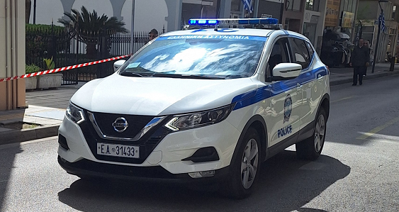 Αγρίνιο: Οδηγούσε μοτοσικλέτα ενώ της είχε αφαιρεθεί το δίπλωμα και συνελήφθη