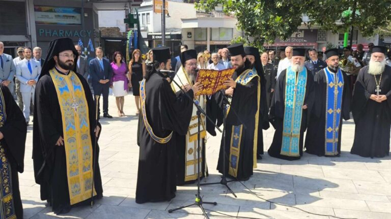 Αγρίνιο: Σε κλίμα συγκίνησης η κατάθεση στεφάνων για τον εορτασμό της 11ης Ιουνίου 1821