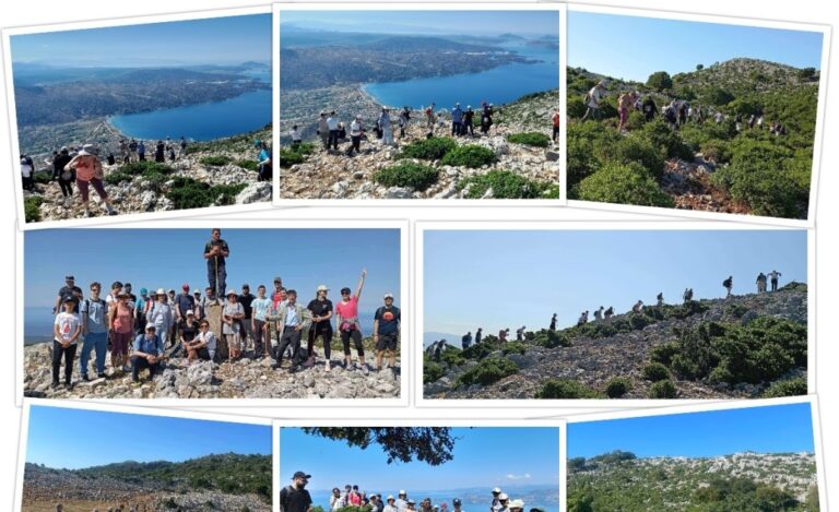 Ανεβαίνοντας στη Βελούτσα...