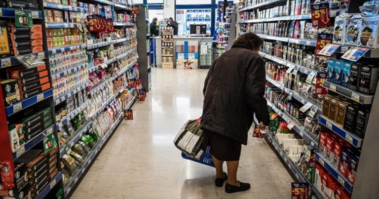 Αυξήθηκαν το Μάιο οι τιμές στα ράφια, στο 2,47% ο πληθωρισμός στα σουπερμάρκετ