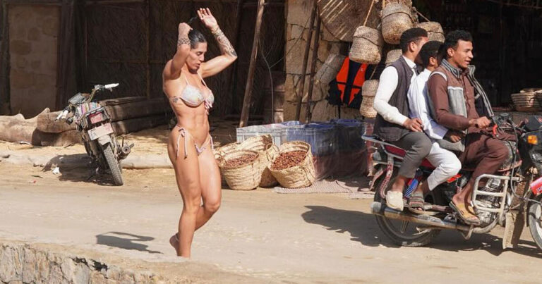 Η διάσημη bodybuilder που προπονήθηκε για 10 μέρες στη σκιά των Ταλιμπάν