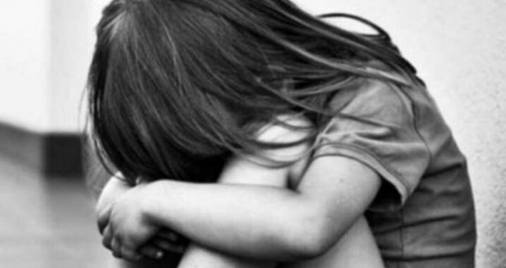Κατήγγειλαν 68χρονο ότι άγγιξε την 9χρονη κόρη τους και την βιντεοσκοπούσε σε περιοχή της Βόνιτσας – Karvasaras