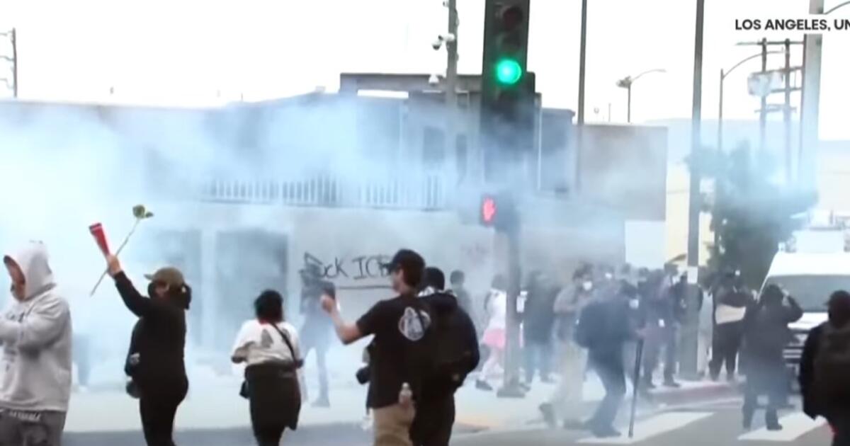 Χάος στις ΗΠΑ: Επεισόδια με φόντο το μεταναστευτικό